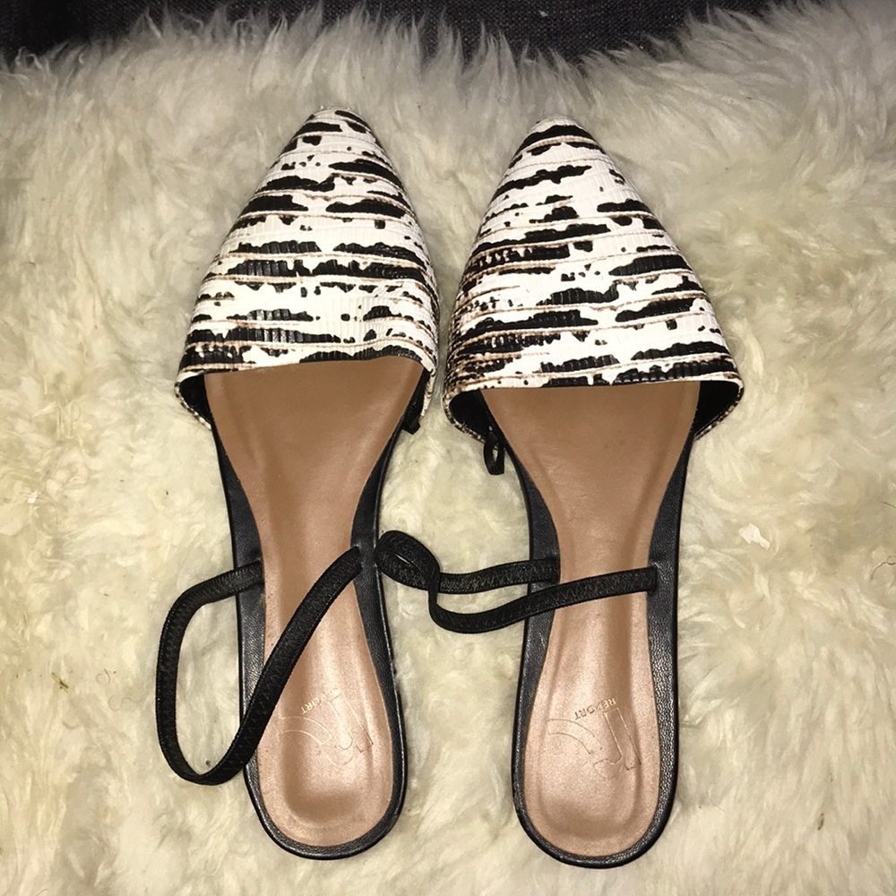 Cute backless flats!